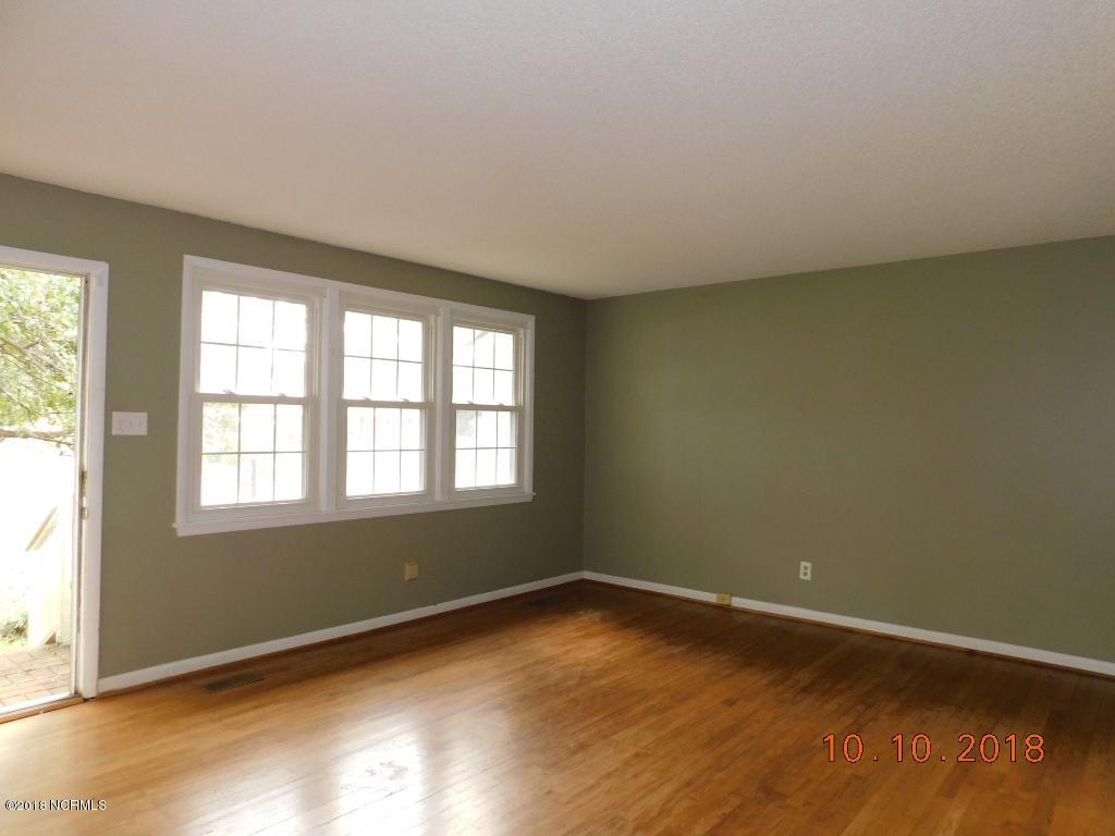 1037 Decatur Road Jacksonville, NC 28540 - Photo 4 of 30 DSCN0792