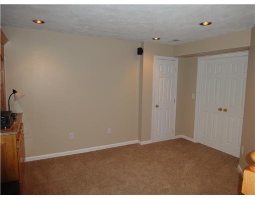 5003 Venice Road Pittsburgh, PA 15209 - Photo 16 of 18 Family Room.