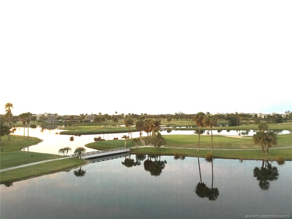 40 Northeast Plantation Road, Unit 403 Stuart, FL 34996 - Photo 3 of 35