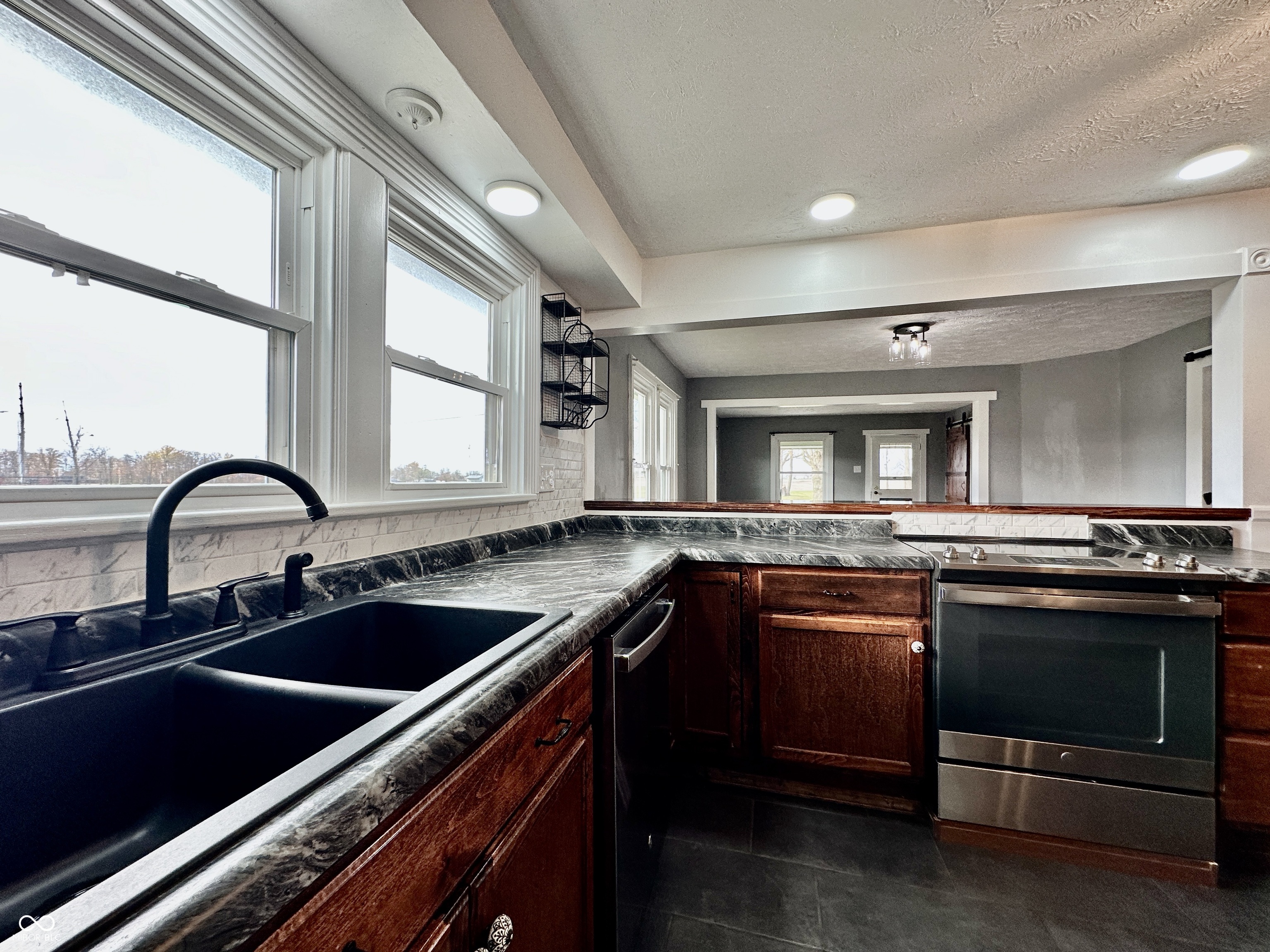 5719 Hickory Road Indianapolis, IN 46239 - Photo 26 of 51 Gallery Image 26