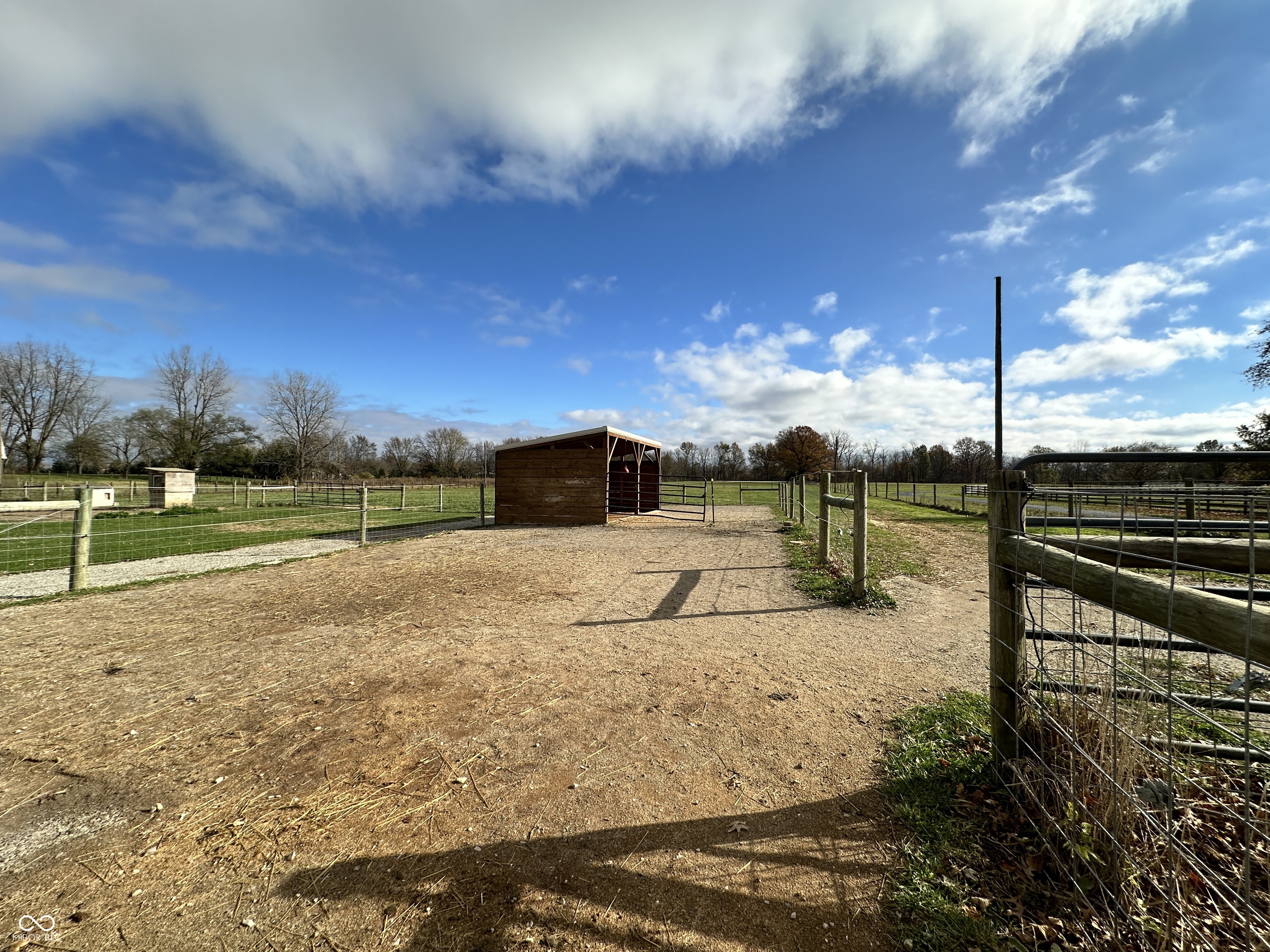 5719 Hickory Road Indianapolis, IN 46239 - Photo 43 of 51 Gallery Image 43