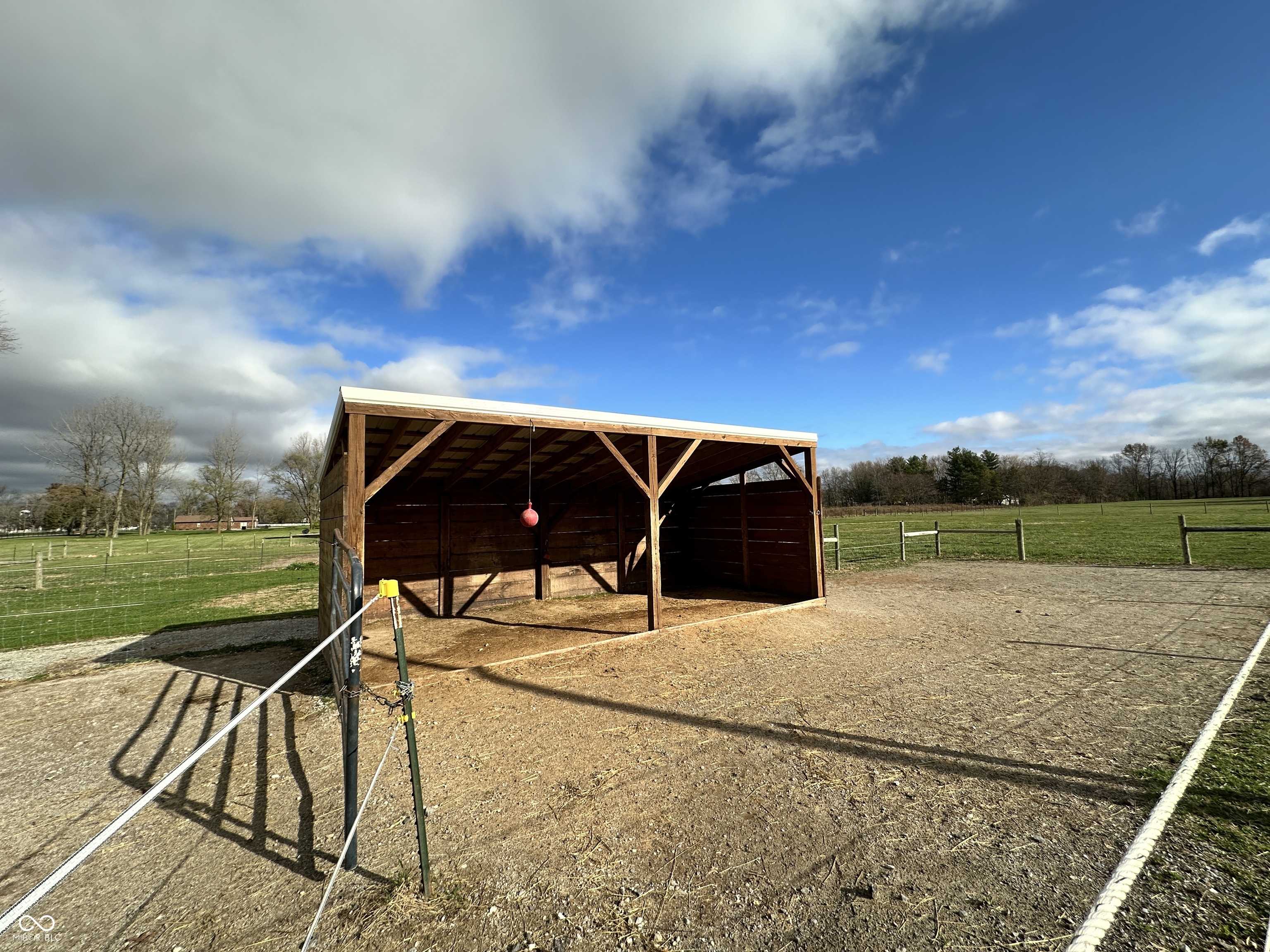 5719 Hickory Road Indianapolis, IN 46239 - Photo 44 of 51 Gallery Image 44