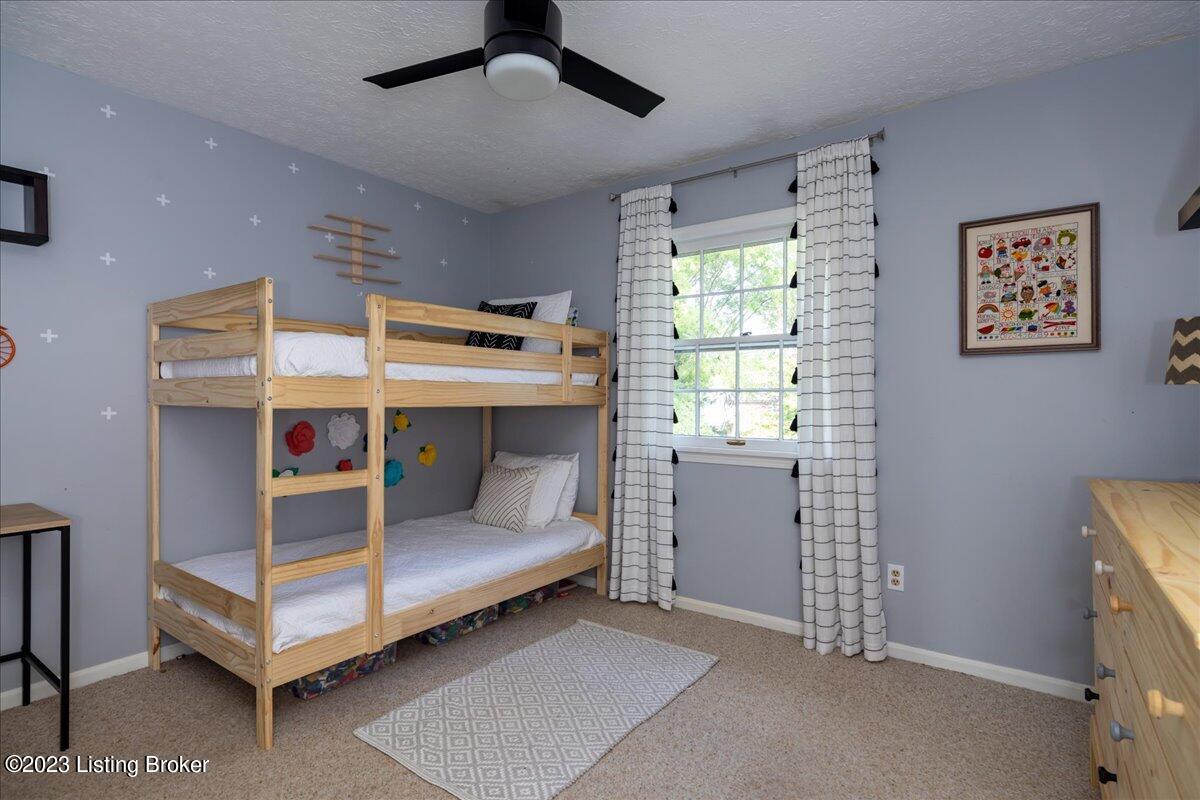 5911 Apache Road Louisville, KY 40207 - Photo 48 of 57 5911 Apache Rd