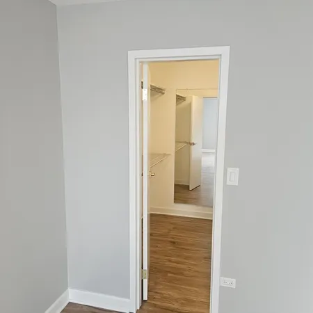 $309,000 | 1717 West Crystal Lane, Unit 310, Mount Prospect, IL 60056