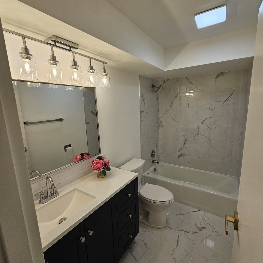 1717 West Crystal Lane, Unit 310 Mount Prospect, IL 60056 - Photo 26 of 32