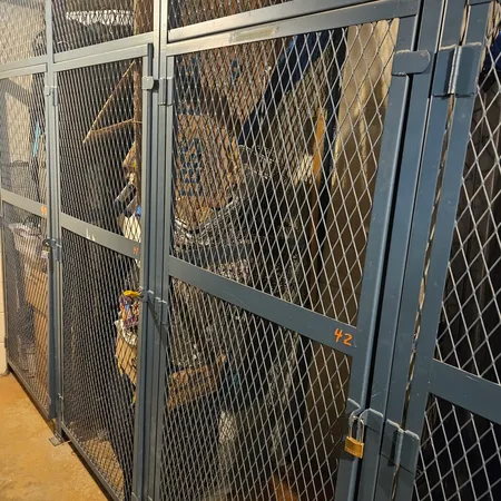 $309,000 | 1717 West Crystal Lane, Unit 310, Mount Prospect, IL 60056