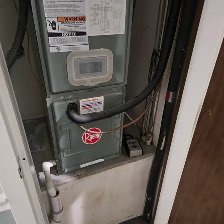 $309,000 | 1717 West Crystal Lane, Unit 310, Mount Prospect, IL 60056