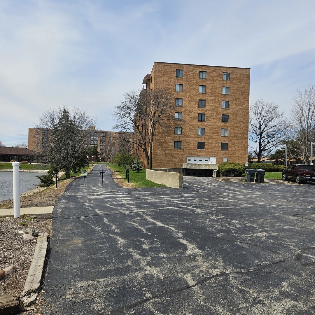 1717 West Crystal Lane, Unit 310 Mount Prospect, IL 60056 - Photo 32 of 32
