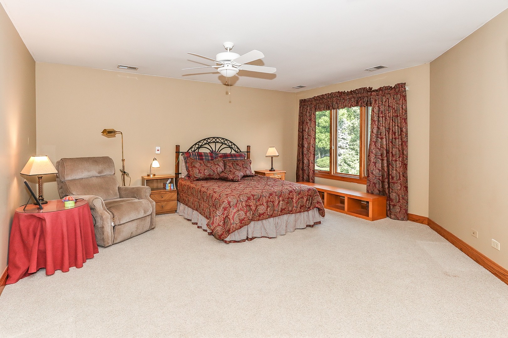 752 Saddle Ridge Crystal Lake, IL 60012 - Photo 30 of 49 a bedroom with a bed and window