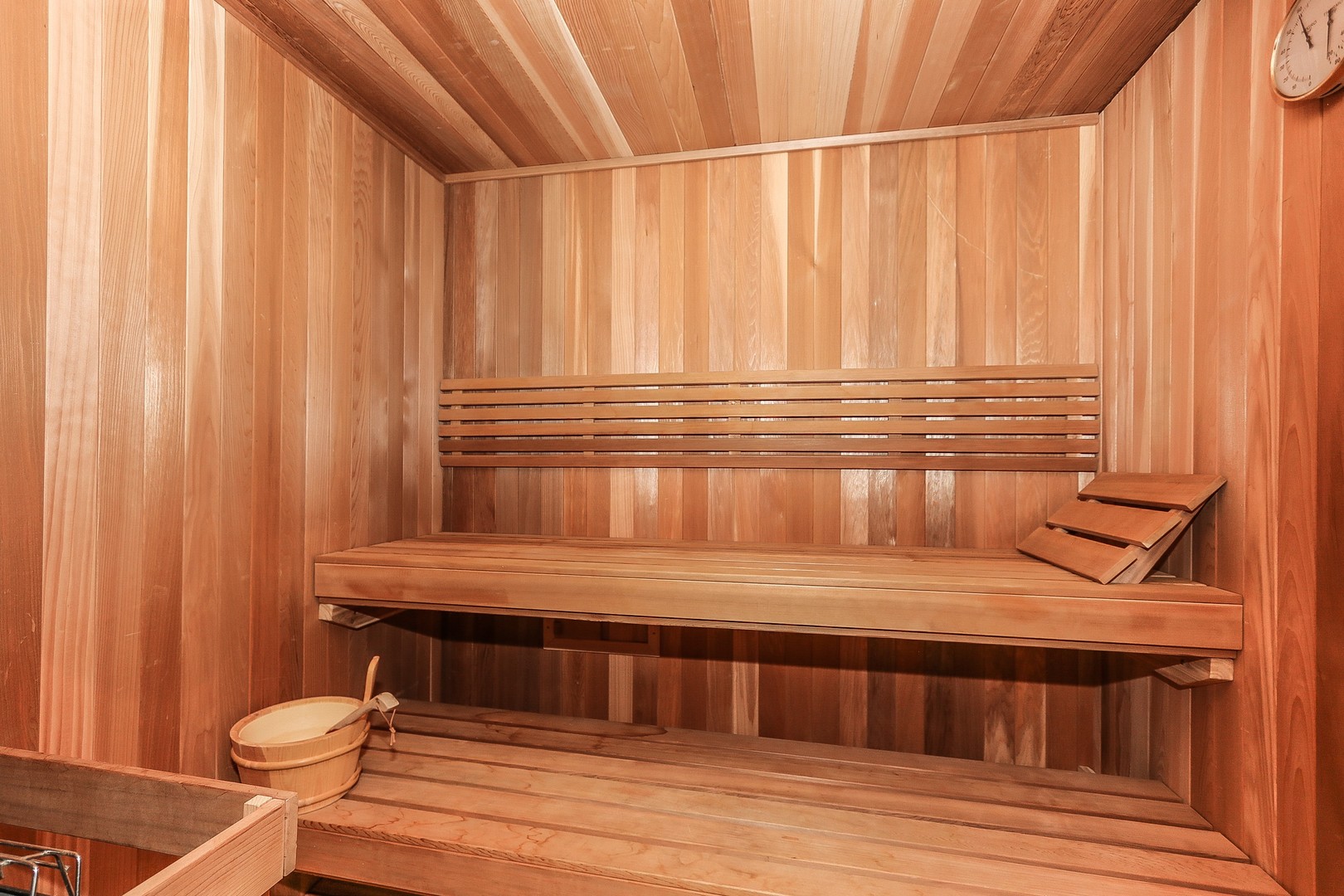 752 Saddle Ridge Crystal Lake, IL 60012 - Photo 41 of 49 a view of wooden floor and chair in the room