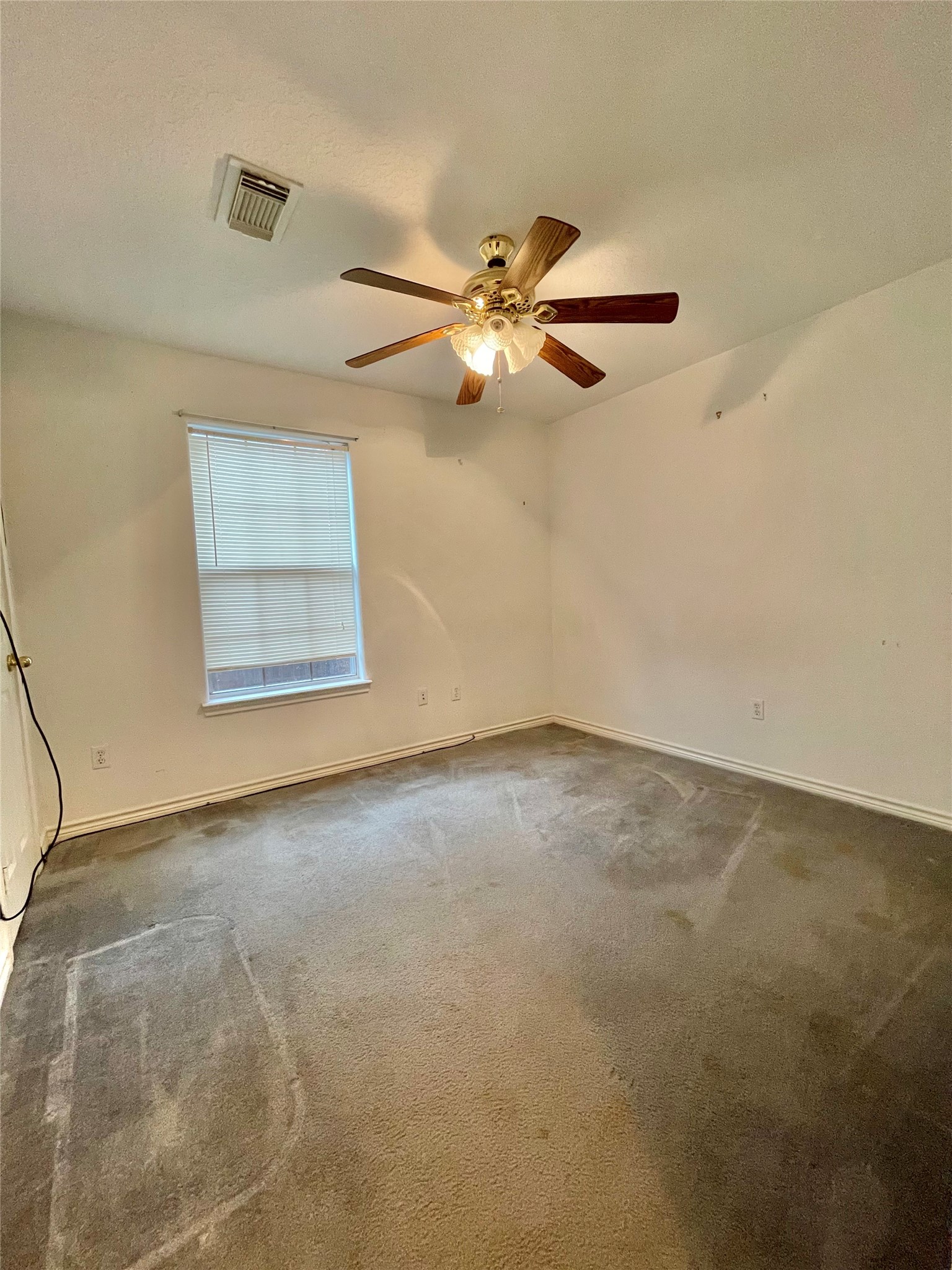 704 Manor Drive Angleton, TX 77515 - Photo 17 of 26