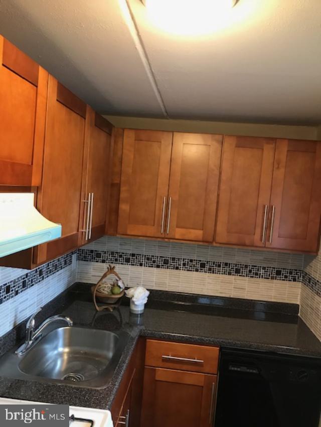 885 North York Road, Unit 28A Warminster, PA 18974 - Photo 12 of 15 Gallery Image 12