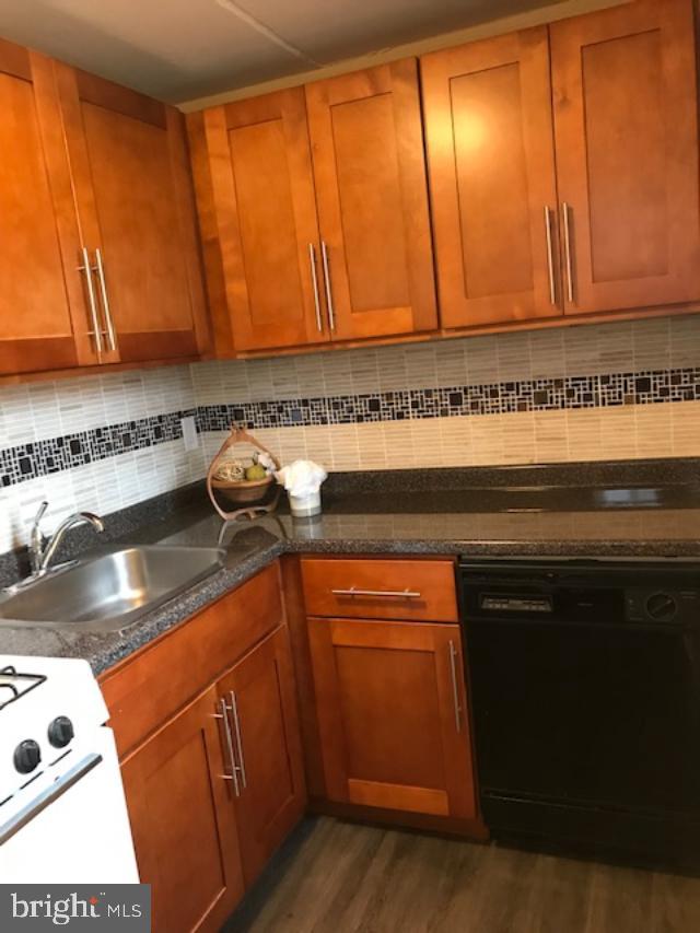 885 North York Road, Unit 28A Warminster, PA 18974 - Photo 10 of 15 Gallery Image 10