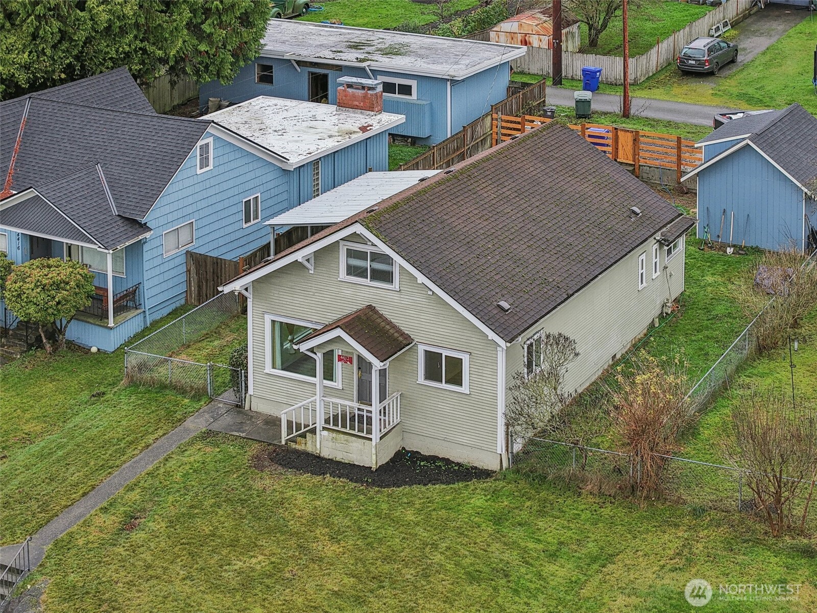 4412 South 3rd Avenue Everett, WA 98203 - Photo 26 of 31 an aerial view of a house with a yard