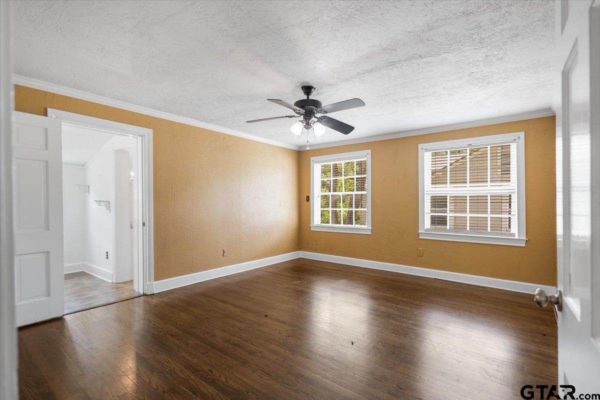 2002 South Robertson Avenue Tyler, TX 75701 - Photo 21 of 33