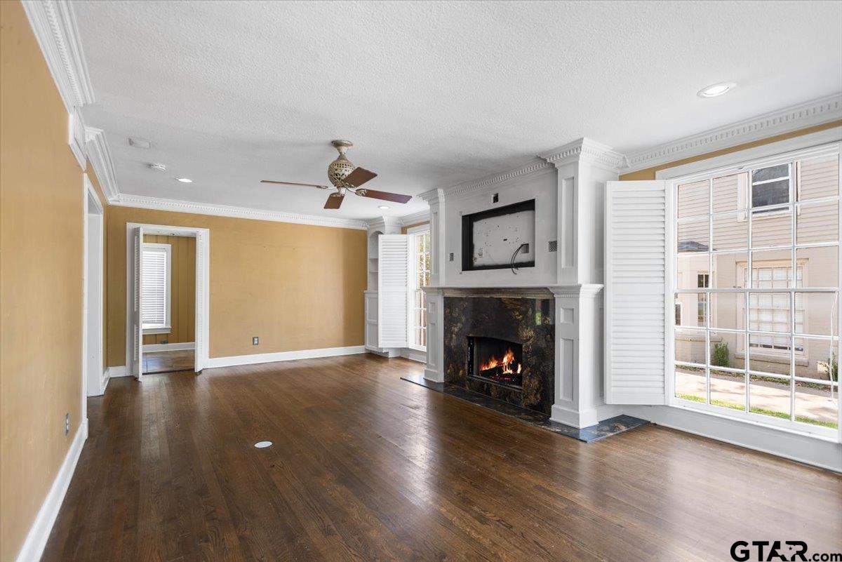 2002 South Robertson Avenue Tyler, TX 75701 - Photo 5 of 33