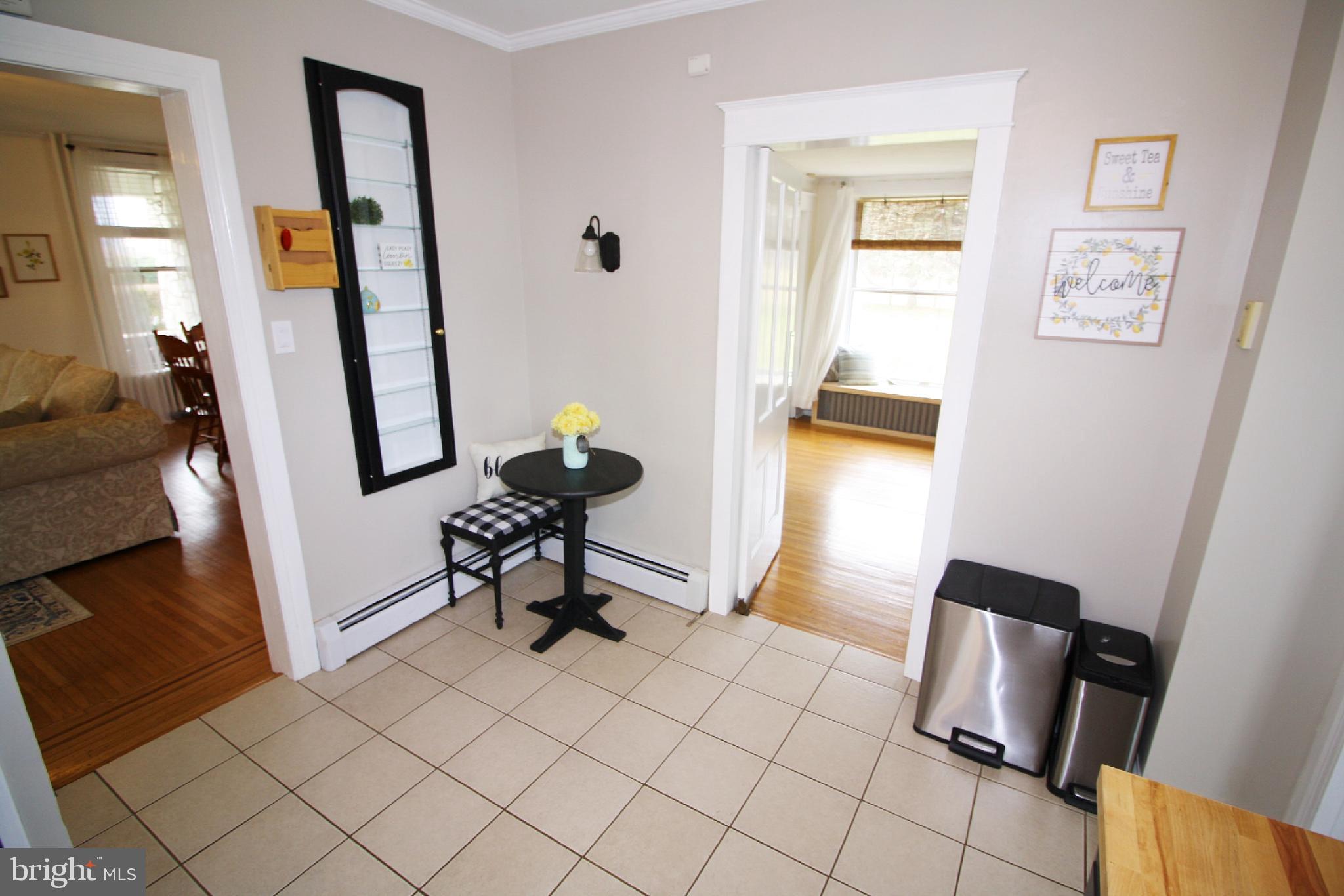 597 Owen Road York, PA 17403 - Photo 22 of 61 Kitchen Breakfast Nook