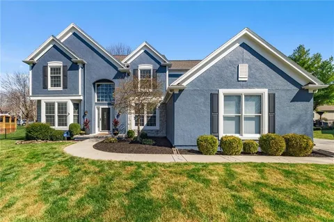 $675,000 | 14309 Windsor Street, Leawood, KS 66224