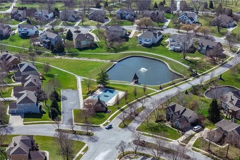 $675,000 | 14309 Windsor Street, Leawood, KS 66224