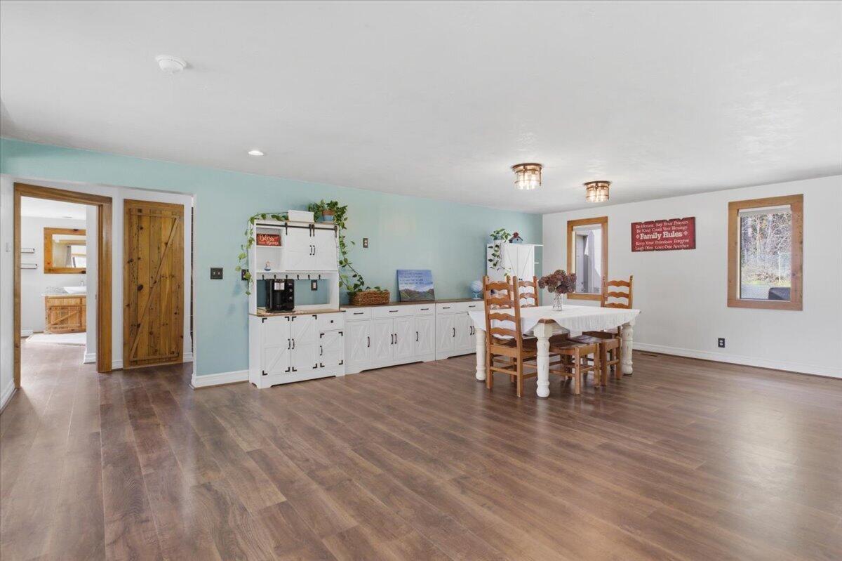 40875 Peoples Drive Lebanon, OR 97355 - Photo 18 of 48 18
