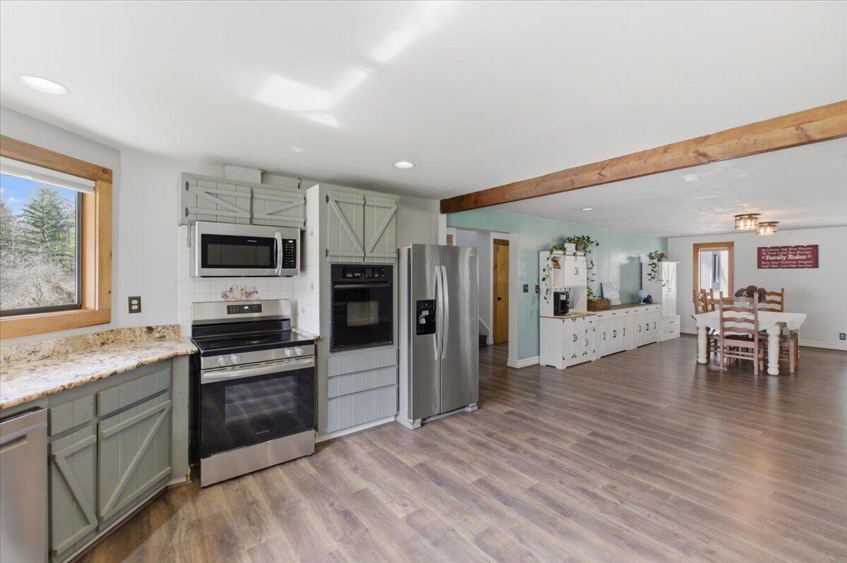 40875 Peoples Drive Lebanon, OR 97355 - Photo 20 of 48 20