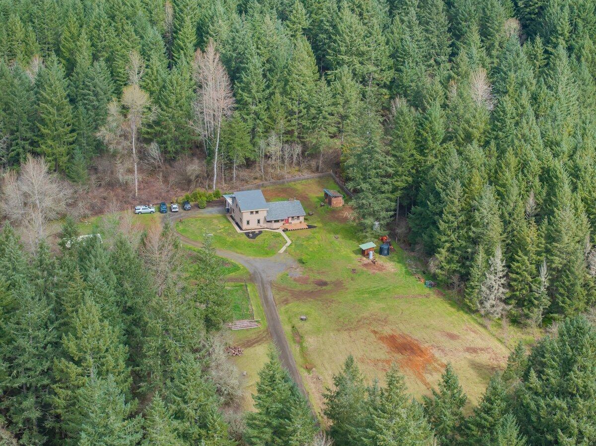 40875 Peoples Drive Lebanon, OR 97355 - Photo 4 of 48 4