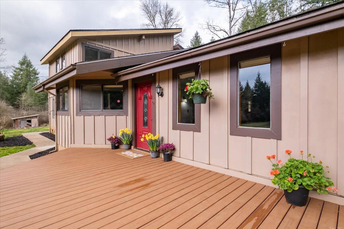 40875 Peoples Drive Lebanon, OR 97355 - Photo 7 of 48 7 Top 5