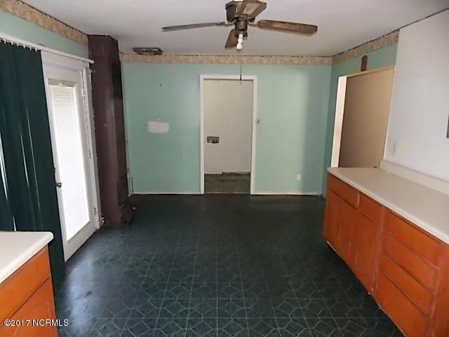 1113 Langley Road Chocowinity, NC 27817 - Photo 6 of 11 DSCN9771