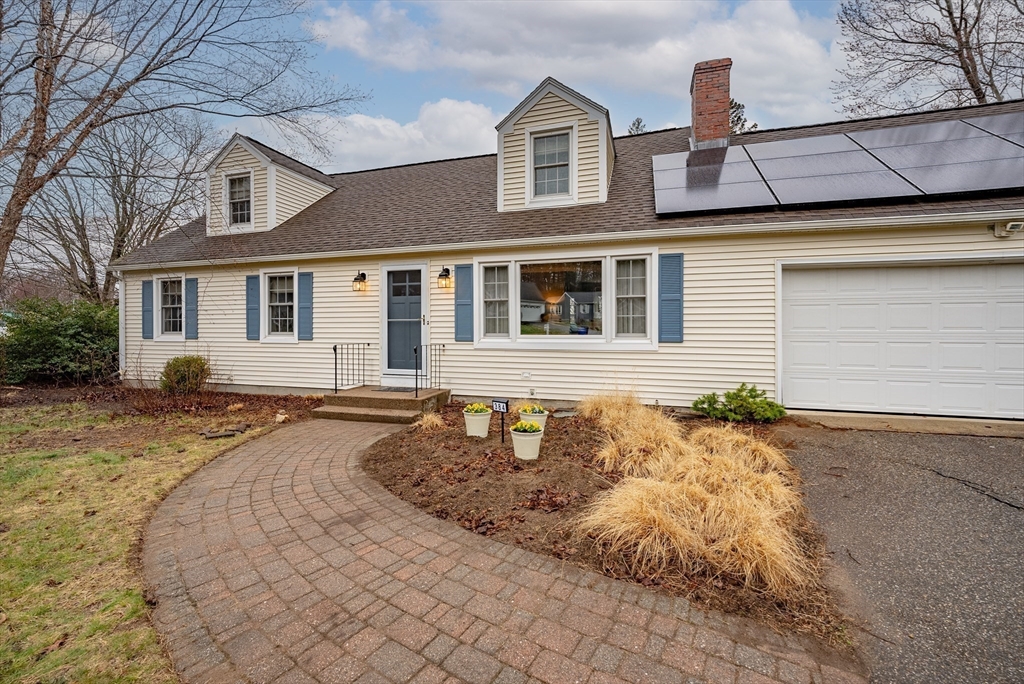 384 Forest Hills Road Springfield, MA 01128 - Photo 36 of 36 a front view of a house with a yard