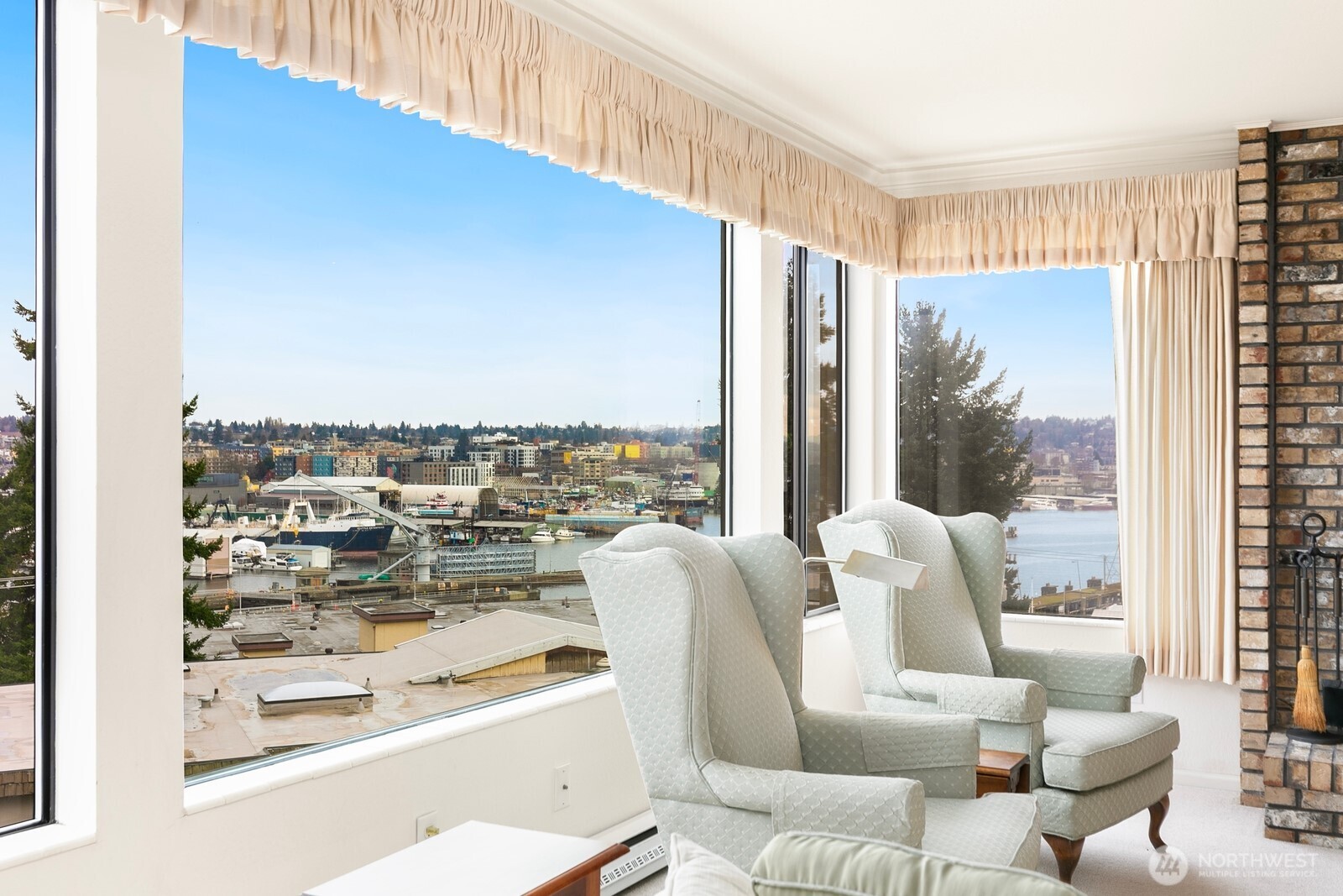 3113 West Harley Street, Unit 3115 Seattle, WA 98199 - Photo 6 of 30