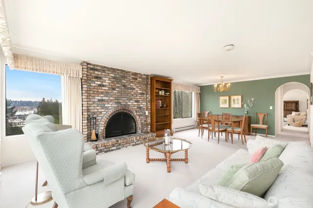 $935,000 | 3113 West Harley Street, Unit 3115, Seattle, WA 98199