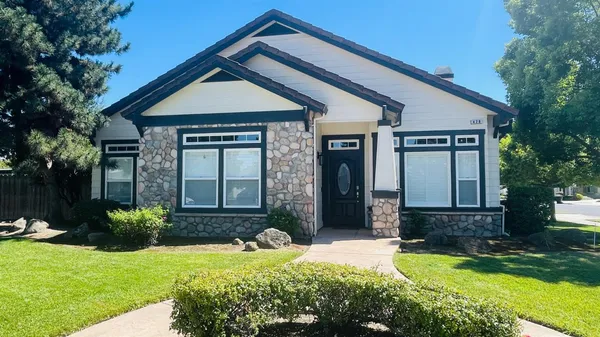 $749,990 | 428 East Milgeo Road, Ripon, CA 95366