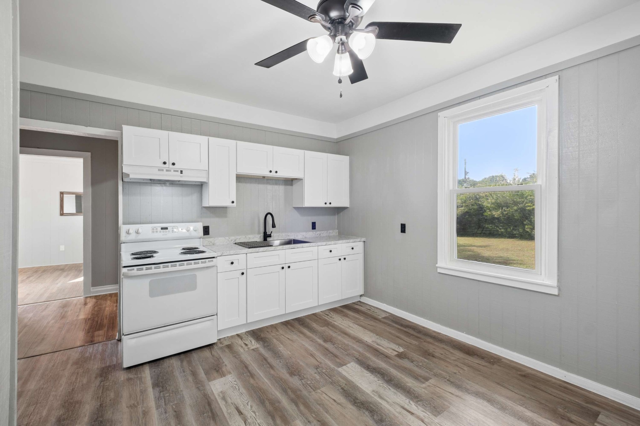 171 Cedar Grove Road Shelbyville, TN 37160 - Photo 7 of 34