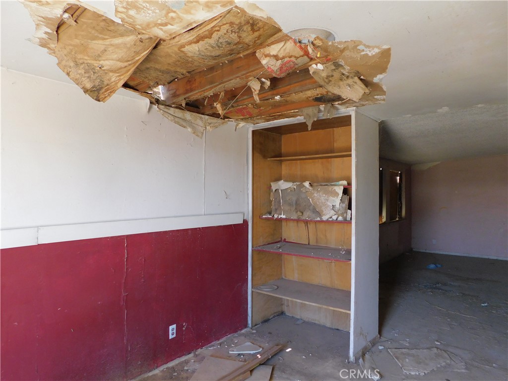 25372 Jade Road Barstow, CA 92311 - Photo 8 of 28