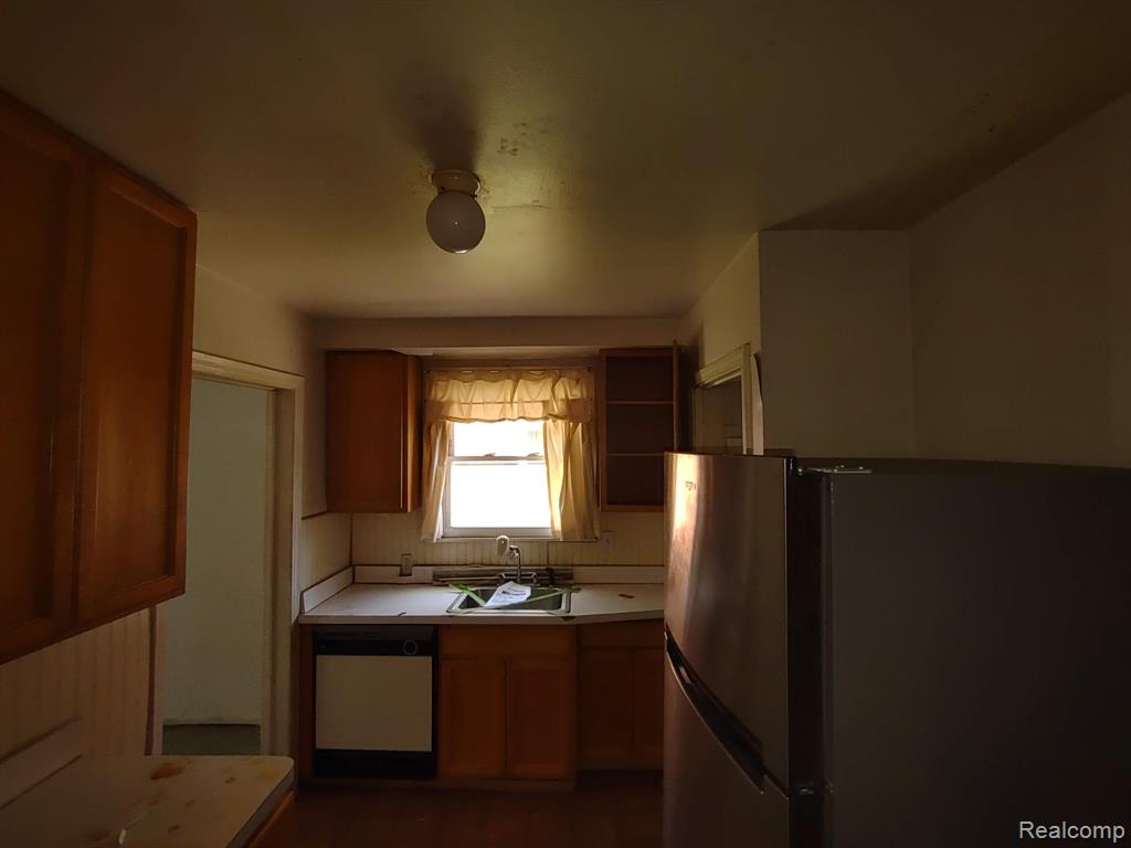 16730 Evergreen Road Detroit, MI 48219 - Photo 11 of 23
