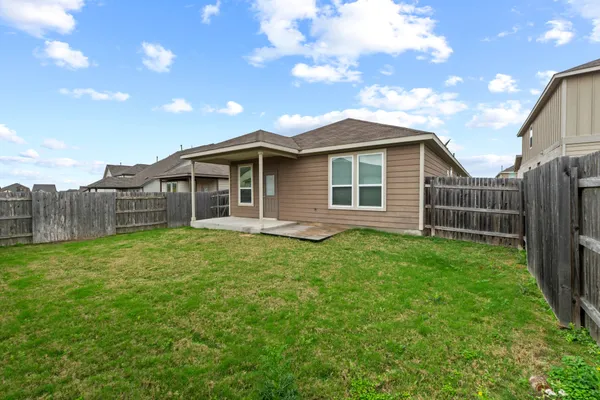 $2,100 | 175 Eves Necklace Dr., Buda, TX 78610
