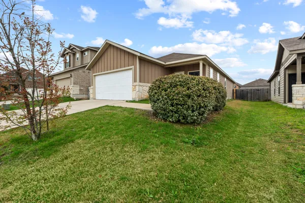 $2,100 | 175 Eves Necklace Dr., Buda, TX 78610