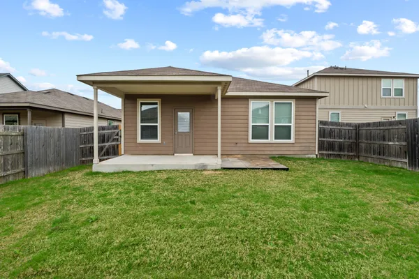 $2,100 | 175 Eves Necklace Dr., Buda, TX 78610