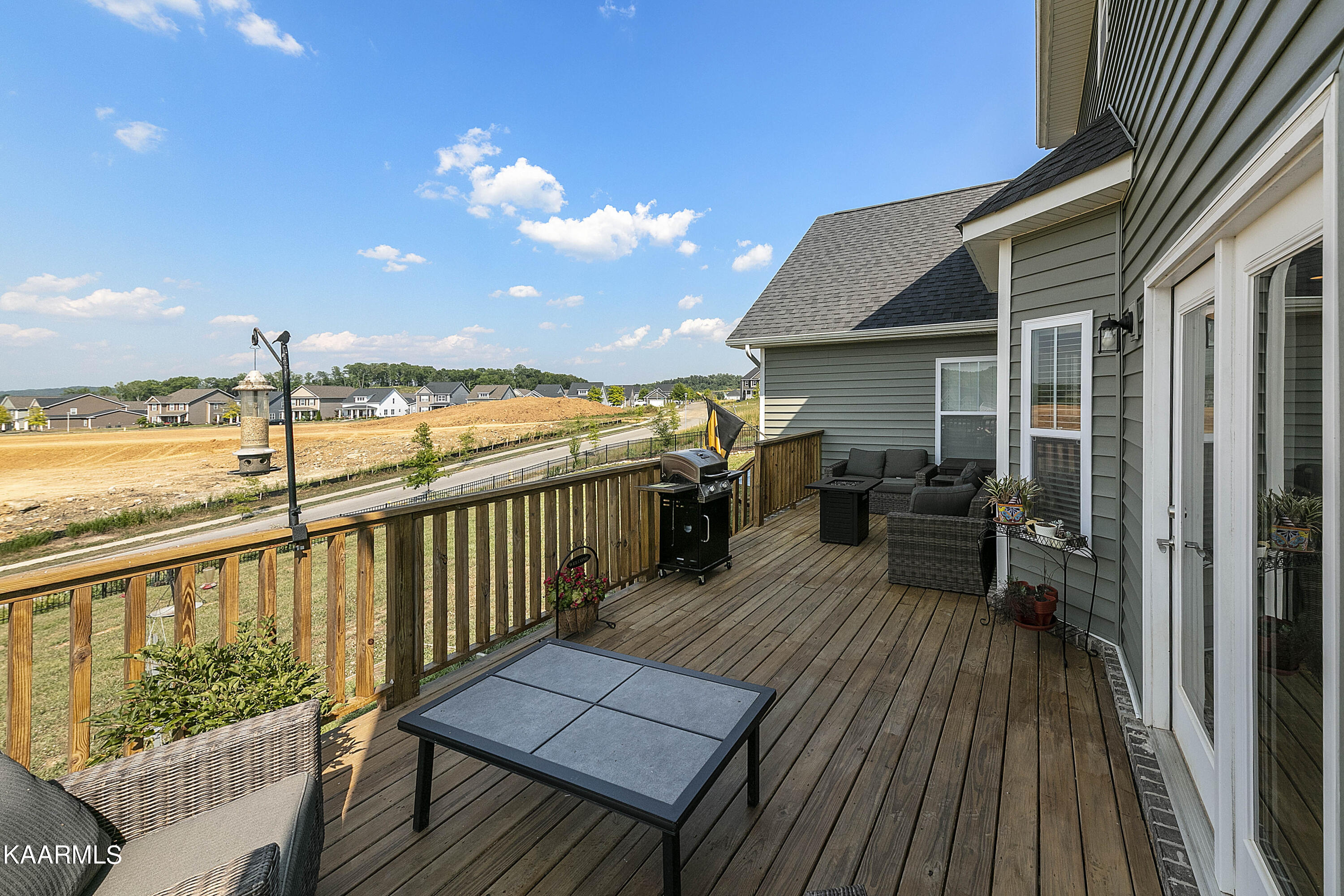 106 Hillberry Road Oak Ridge, TN 37830 - Photo 15 of 34 Relax Outside