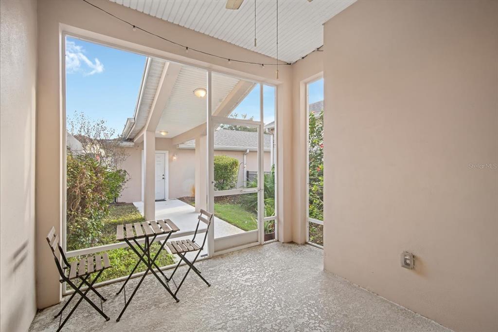 6142 Hadley Commons Drive Riverview, FL 33578 - Photo 21 of 29 a view of an outdoor dining space with furniture