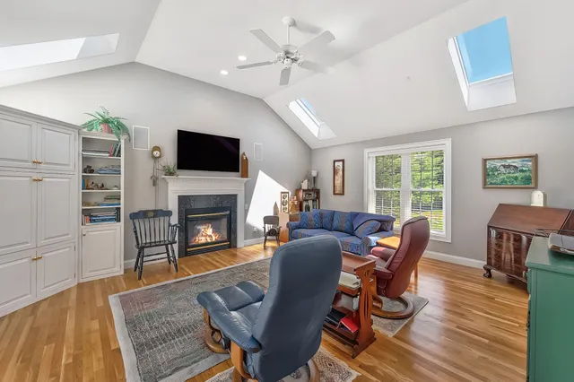 $850,000 | 100 Hampton Meadows, Hampton, NH 03842