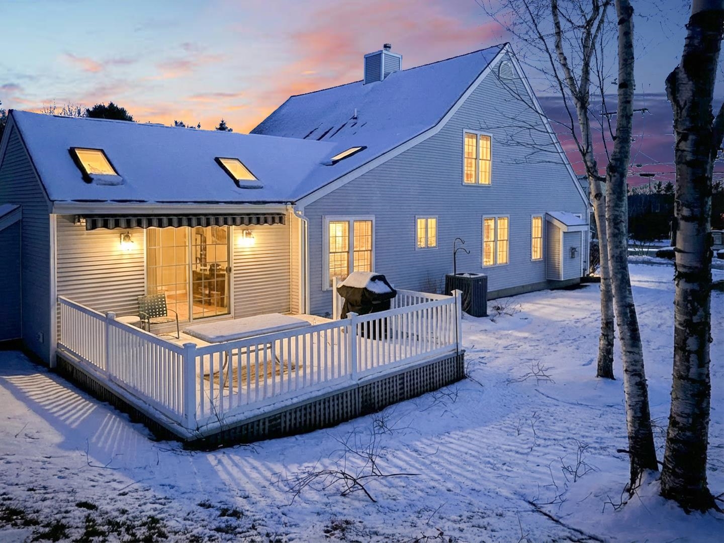 100 Hampton Meadows Hampton, NH 03842 - Photo 3 of 58 Gallery Image 3