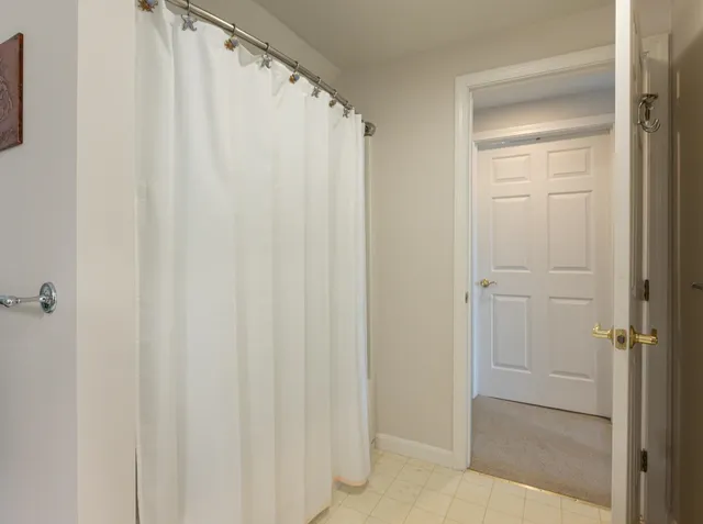 $850,000 | 100 Hampton Meadows, Hampton, NH 03842