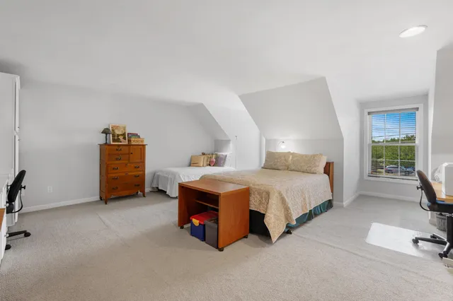 $850,000 | 100 Hampton Meadows, Hampton, NH 03842