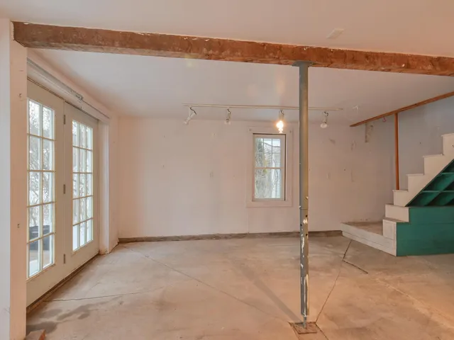 $490,000 | 292 Main Street, Southwest Harbor, ME 04679