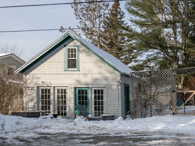 $490,000 | 292 Main Street, Southwest Harbor, ME 04679