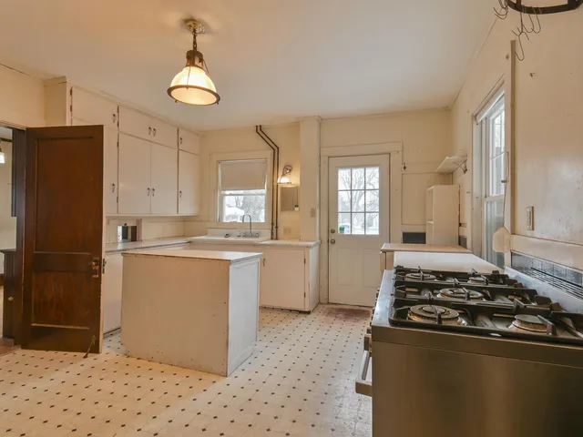 $490,000 | 292 Main Street, Southwest Harbor, ME 04679