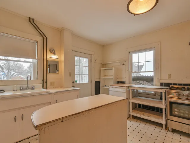 $490,000 | 292 Main Street, Southwest Harbor, ME 04679