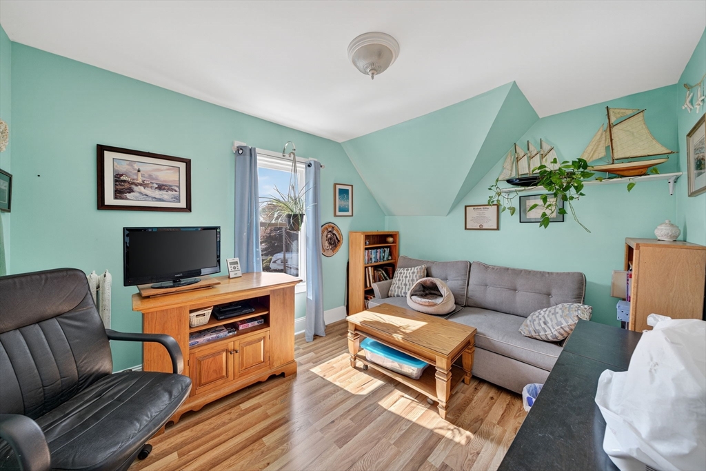 32 Green Street Fairhaven, MA 02719 - Photo 22 of 29