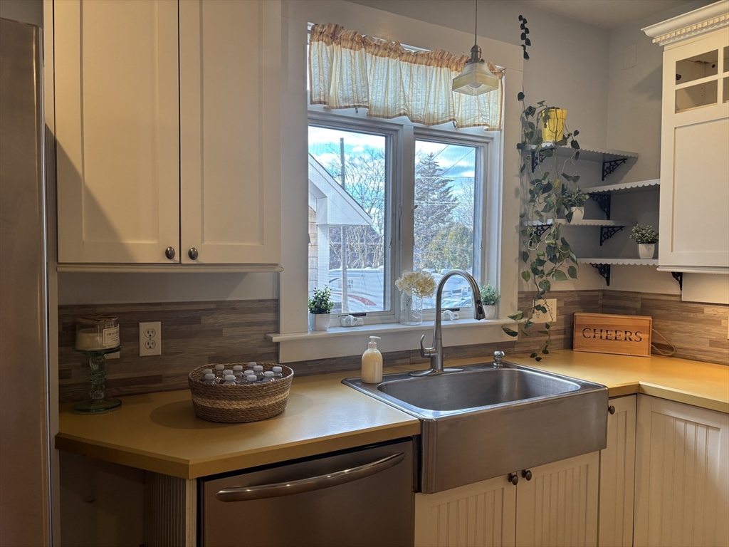 32 Green Street Fairhaven, MA 02719 - Photo 32 of 37